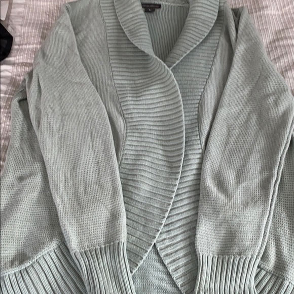 Sweater - Picture 4 of 4